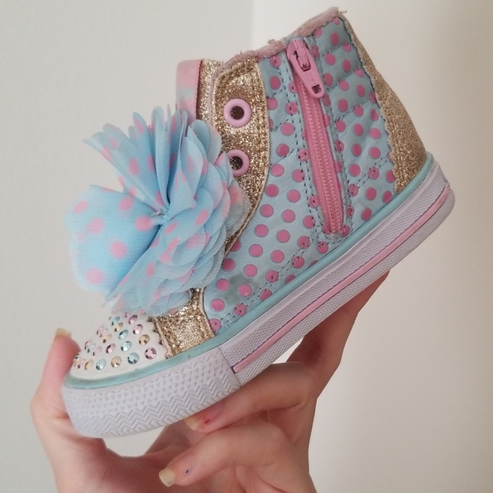 skechers twinkle toes light up toddler sneakers